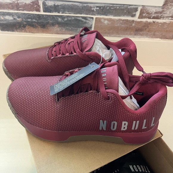 NOBULL NEW never warn IN ORIGINAL BOX WOMEN'S GUM TRAINER+ - Picture 3 of 9